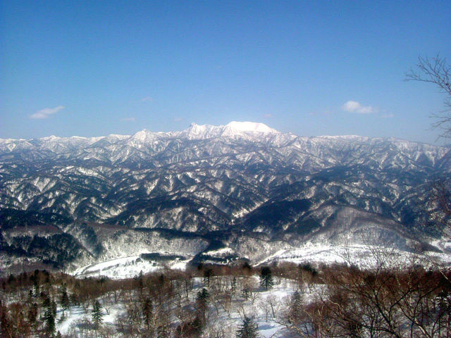 八百五十山頂から大夕張全景