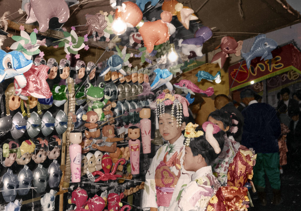 お祭りの夜店　山神祭