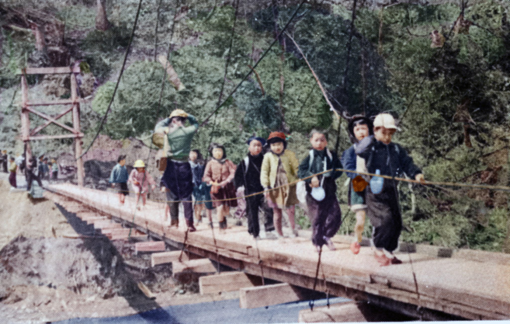 昭和33年　鹿島東小学校　里見公園遠足